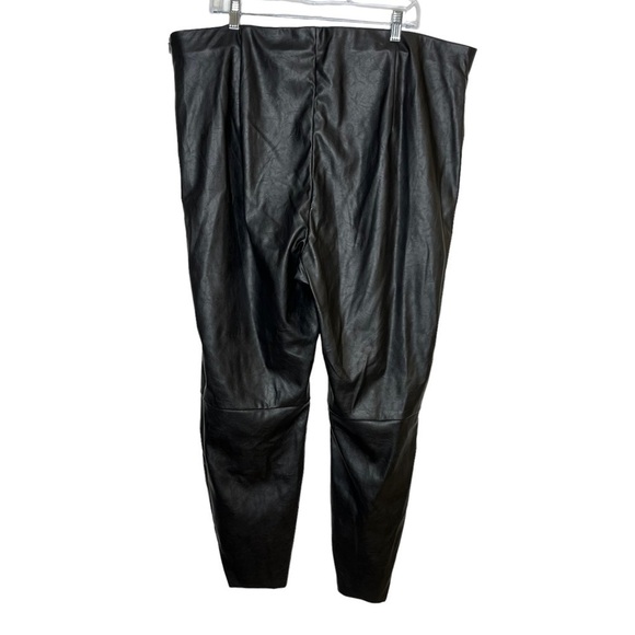 Asos Curve Vegan Faux Leather Leggings Pants NWT - Picture 2 of 8